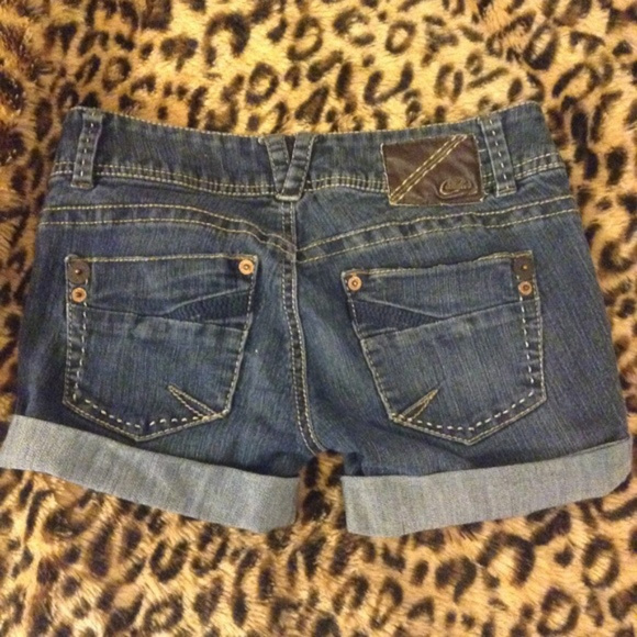 CANDIE'S Jean Shorts, Junior's Cuffed Denim Shorts - Picture 4 of 4